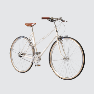pashley aurora Reynolds 531 steel frame Shimano Alfine 8-speed gears  Lightweight city bike Elegant commuter bike Full mudguards and chain guard white