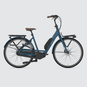 Open image in slideshow, Effortless family cycling with the Gazelle Bloom C7 HMS – spacious design for comfort and safety. Shown in Mallard Blue colour.
