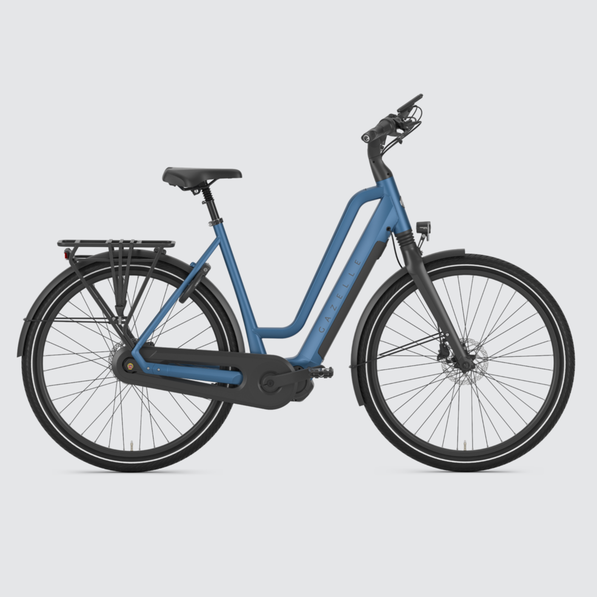 Gazelle Chamonix C7 HMS Electric Bike with low-step frame in spark blue- The perfect blend of power and versatility for your cycling adventures.