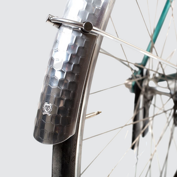 Hammered mudguards clearance